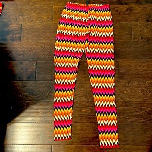 New Mix womens S leggings red/yellow/black/pink pattern